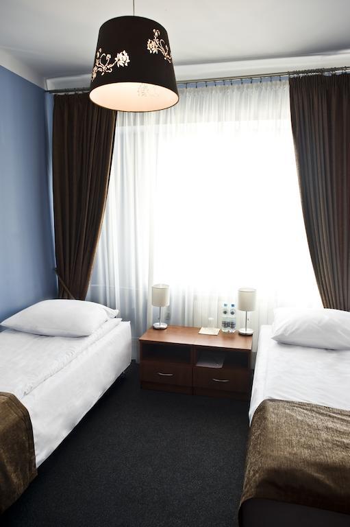 Hotel Korona Luków Quarto foto