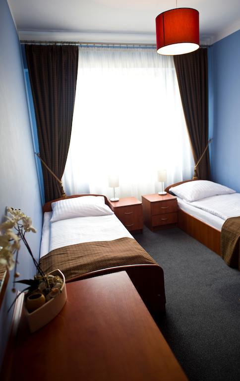 Hotel Korona Luków Quarto foto